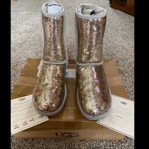 UGG: Women’s Silver Sequin Classic Short Boot